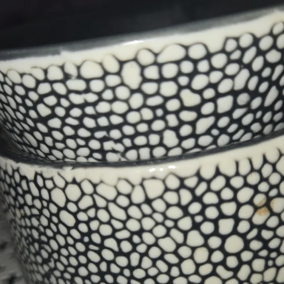 Black and White Ceramic Wax Warmer - Picture 5 of 5